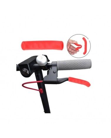 Embellecedor de maneta de freno para patinete eléctrico de color rojo.